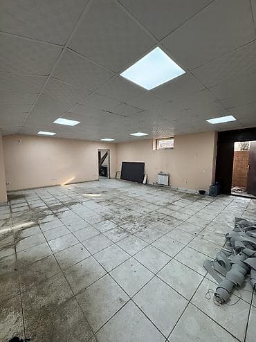 баетов: Продажа офисов 85 м², С ремонтом, Без мебели, Многоэтажное здание, Цокольный этаж этаж — 8