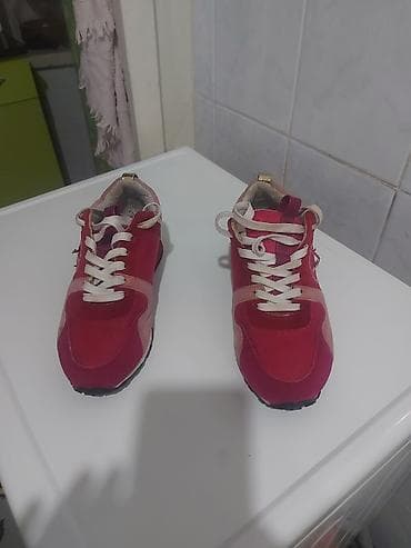 сникерсы бу: Кроссовки, 40, Louis Vuitton, Б/у, цвет - Красный, Самовывоз — 3