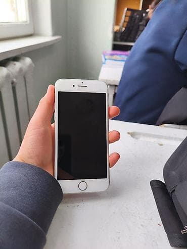 poco 7x: IPhone 8, Серебристый, 66 % — 3