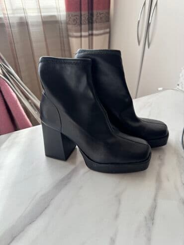 Ботинки и ботильоны: Ботинки, 36, Zara, Б/у, цвет - Черный, Самовывоз, Платная доставка — 1