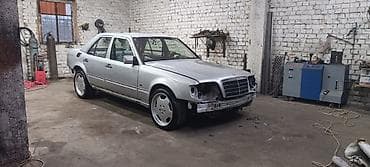 Mercedes-Benz W124: 1994 г., 4.2 л, Автомат, Бензин, Седан — 9