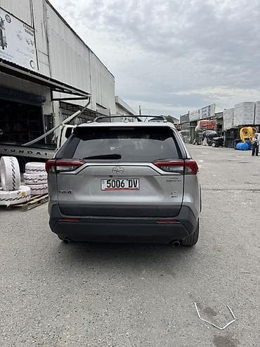 Продажа авто: Toyota RAV4: 2019 г., Автомат, Бензин, Кроссовер — 6