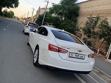mini v: Chevrolet Malibu: 2019 г., 1.4 л, Седан — 5
