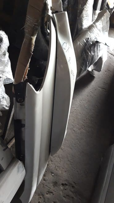 касеты: Lx 470 и gx470 prado 120 кузов. Двери активатор. Дверь есть все — 2