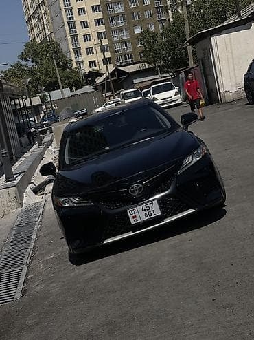 Toyota Camry: 2026 г. — 1