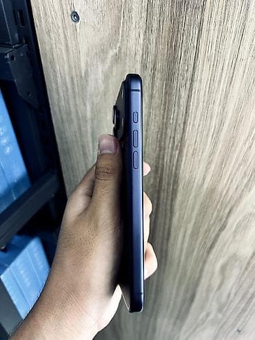iphone s5: IPhone 17 Pro Max, Б/у, 256 ГБ, Синий, 100 % — 4