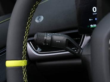 byd e1: Geely : 2026 г., 1.5 л, Автомат, Электромобиль, Универсал — 3