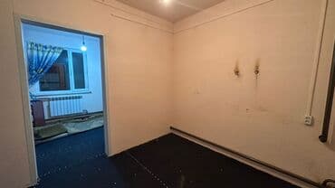 долгосрочная аренда частного дома: 1 комната, Собственник, С мебелью частично — 4