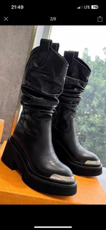 Полусапожки деми очень шикарные остался последний размер 40 бренд