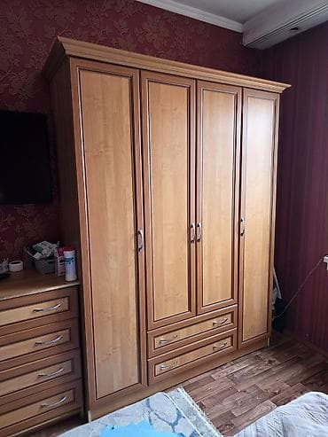 Уктоочу бөлмө гарнитуру, Колдонулган, Эки кишилик керебет, Шкаф, Комод, ДСП, Өзү алып кетүү, түсү - Күрөң lalafo.kg да Уктоочу бөлмө гарнитуру, Колдонулган, Эки кишилик керебет, Шкаф, Комод, ДСП, Өзү алып кетүү, түсү - Күрөң