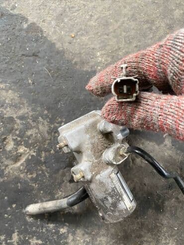 запчасти на тойота калдина в бишкеке: Toyota Prius 20 главный тормозной цилиндр, Тойота Приус 20 главный — 3