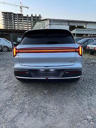 Продажа авто: Lixiang One: 2024 г., 1.5 л, Автомат, Электромобиль — 2