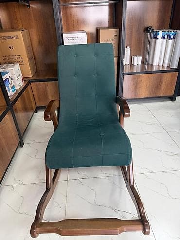 скупаю мебель: Детский комплект для комнаты: кроватка + кресло-качалка Кроватка: - — 3