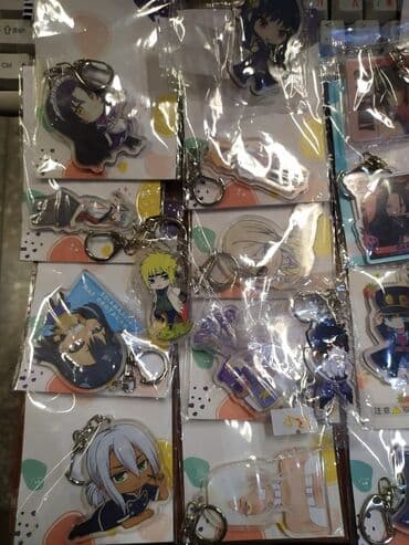 модный современные кыргызские национальные платья: Продаю брелоки из различных анимэ находимся в торговом центре Бишкек — 1