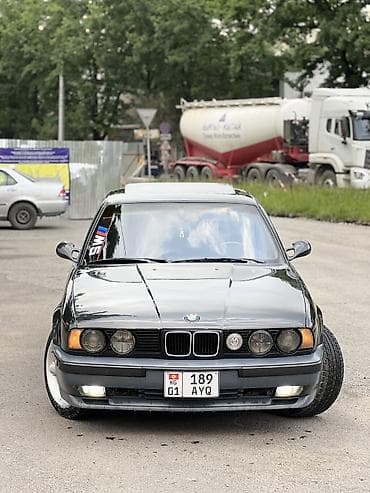 е34 e34: BMW 5 series: 1993 г., 2.5 л, Механика, Бензин, Седан — 1