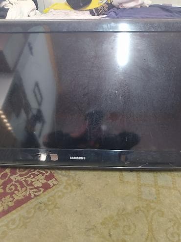 Телевизор Samsung LE40B550A5W (серия B550), диагональ 40". Основные