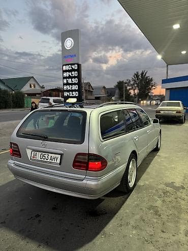 w210 замок: Mercedes-Benz E-Class: 2001 г., 2.2 л, Автомат, Дизель, Универсал — 10