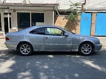 Mercedes-Benz CLK-Class: 2000 г., 2 л, Автомат, Бензин, Купе — 3