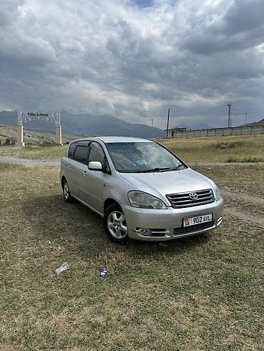 highlander platinum: Toyota Ipsum: 2001 г., 2.4 л, Автомат, Газ, Минивэн — 1