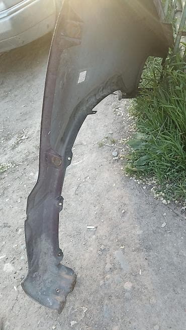 daf 105 460: Крыло Переднее левое Isuzu, Б/у — 1