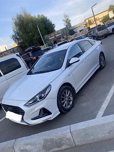 Hyundai Sonata: 2018 г., 2 л, Автомат, Газ, Седан — 4