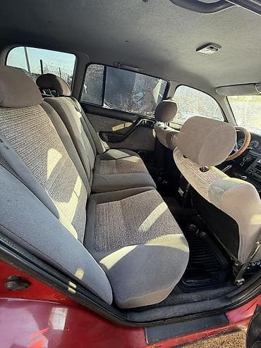 mark 3: Toyota Carina E: 1994 г., 1.6 л, Механика, Бензин, Универсал — 7