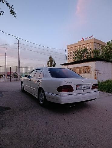 atego 818: Mercedes-Benz E-Class: 1998 г., 3.2 л, Типтроник, Бензин, Седан — 6