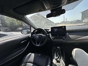levin: Toyota Corolla: 2022 г., 1.8 л, Автомат, Гибрид, Седан — 5