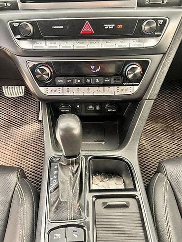 москвич автомобиль: Hyundai Sonata: 2018 г., 2 л, Автомат, Газ, Седан — 7