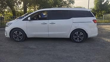 Продажа авто: Kia Carnival: 2019 г., Минивэн — 3