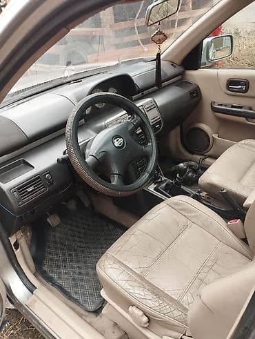 hyundai xcient: Nissan X-Trail: 2003 г., 2 л, Ручные, Дизель, Кроссовер — 4