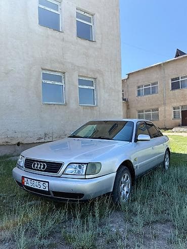 Audi A6: 1994 г., 2.6 л, Механика, Газ, Седан — 2