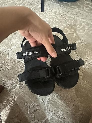 шлепки черные: Мужские сандалии, 32, Fila, Б/у, цвет - Черный — 1