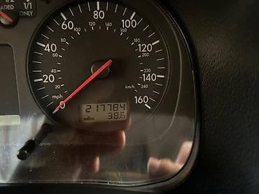 v klass: Volkswagen Golf: 1999 г., 2 л, Автомат, Бензин, Хэтчбэк — 4