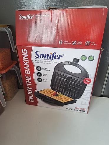 сонитор: Вафельница Sonifer SF-6138 - Мощность 750 Вт - Две квадратные формы — 2