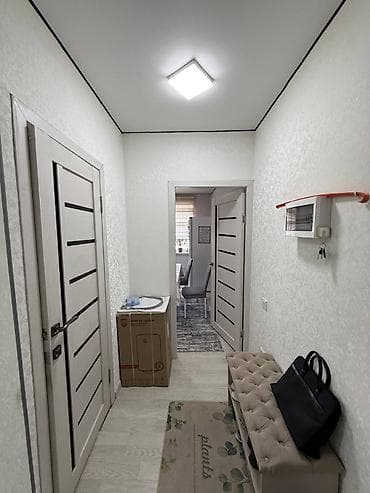 osh flat: 2 комнаты, 68 м², 3 этаж — 7