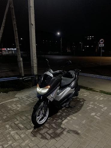 Макси-скутер Yamaha, 160 куб. см, Бензин, Б/у at lalafo.kg Макси-скутер Yamaha, 160 куб. см, Бензин, Б/у