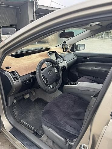 s class w220: Toyota Prius: 2006 г., 1.5 л, Гибрид, Хэтчбэк — 5