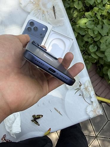 мини iphone 17: IPhone 17 Pro, Б/у, 256 ГБ, Синий, 100 % — 5