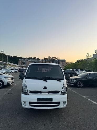Унаа: KIA Bongo III — компактный грузовой бортовой автомобиль Основные — 1