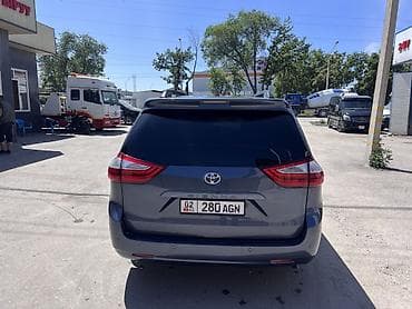 сту: Toyota Sienna: 2016 г., 3.5 л, Автомат, Бензин, Минивэн — 5