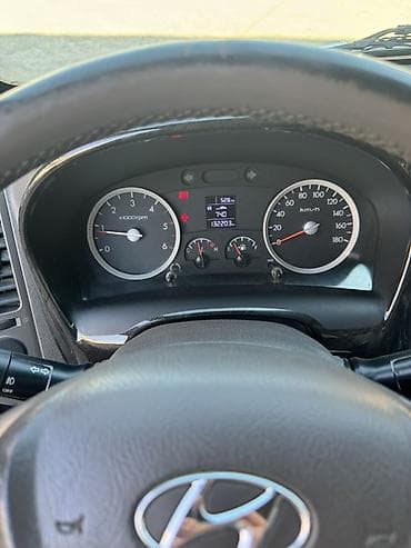 bmw e92: Легкий грузовик, Hyundai, 3 т — 2