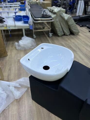 аренда стом кресло: Продается профессиональная мойка для парикмахерской. Эргономичный — 4