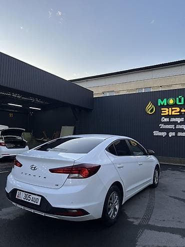 Продажа авто: Hyundai Avante: 2019 г., 1.6 л, Вариатор, Бензин, Седан — 5