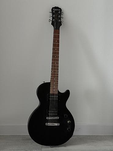 Продается электрогитара Epiphone Les Paul Special Satin E1 в черном at lalafo.kg Продается электрогитара Epiphone Les Paul Special Satin E1 в черном