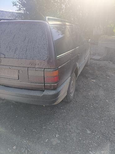 Volkswagen Passat Variant: 1992 г., Кол менен иштөөчү, Универсал lalafo.kg да Volkswagen Passat Variant: 1992 г., Кол менен иштөөчү, Универсал