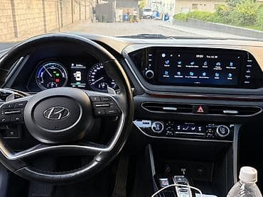 Hyundai Sonata: 2022 г., 2 л, Автомат, Гибрид, Седан