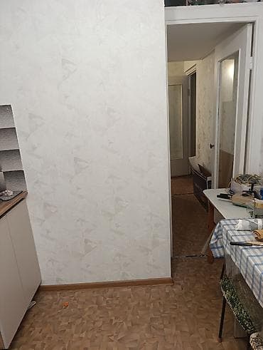 32: 1 комната, 32 м², 104 серия, 1 этаж, Косметический ремонт — 3
