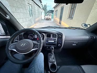 тайота ипсум 1: Легкий грузовик, Hyundai, Стандарт, До 1 т, Б/у — 9