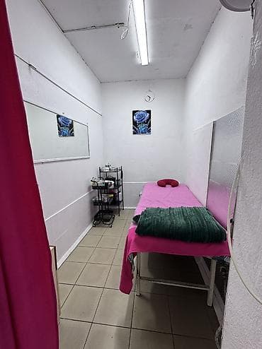продаю или меняю на: Продажа бутиков В торговом центре, 30 м² — 10